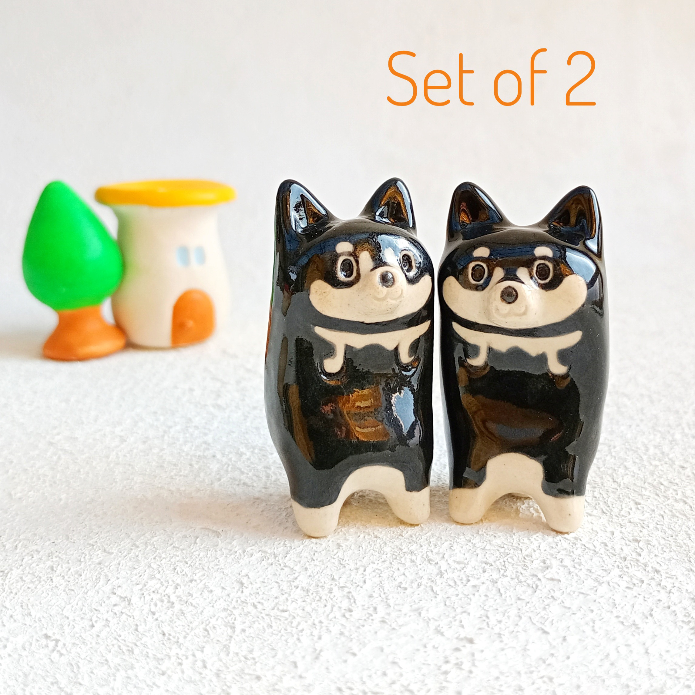 双子黒柴犬ペンレスト　動物の陶器　受注製作