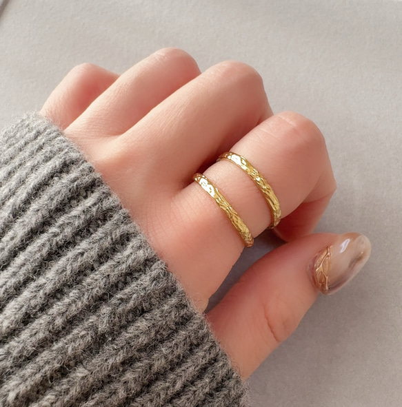 SALE！フリーサイズ◆重ねづけ風リング（ゴールド）/サージカルステンレス　指輪+フリーサイズ　春 金属アレルギー対応 2枚目の画像