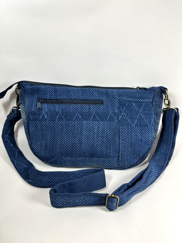 古布　藍染木綿二重剣道着　ショルダーバッグ　ハンドメイド　剣道着リメイク 剣道着のリメイク..ショルダーバッグ ショルダーバッグ 豊美手芸