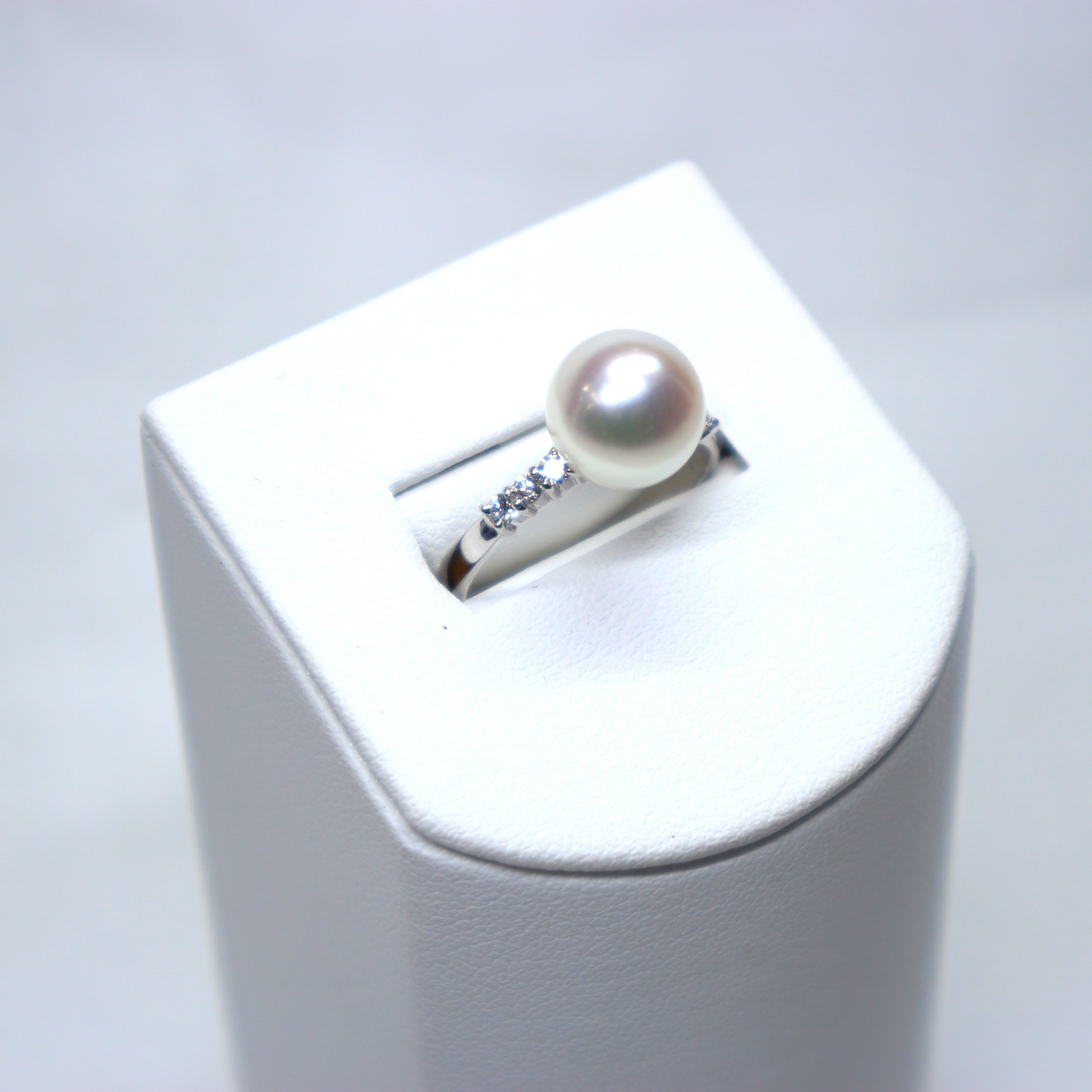 Ptアコヤ真珠リング②（9.0mm珠）