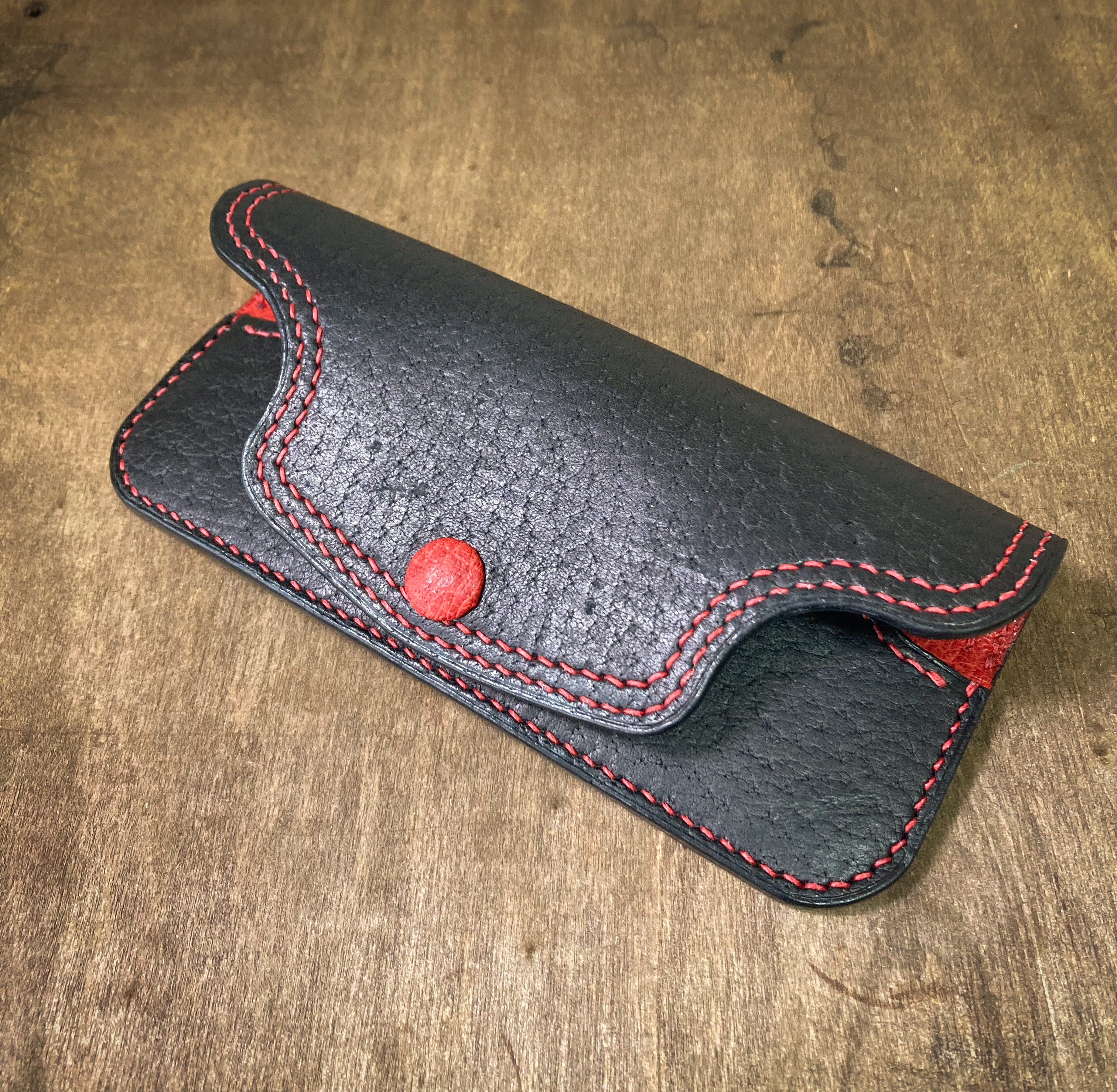 鴉伯堂　メガネケース　猪革モデル