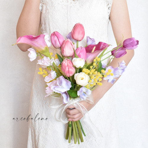 【造花】ウエディングブーケ　ミモザとチューリップ チューリップとミモザのカラフルブーケ＊ウェディングブーケ（アーティ