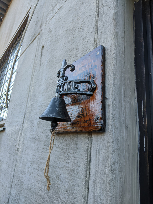 アンティークウッドが飾る おしゃれなドアノックベル  ヴィンテージ オーナメント  #店舗什器  #ガーデニング 7枚目の画像