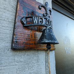 アンティークウッドが飾る おしゃれなドアノックベル  ヴィンテージ オーナメント  #店舗什器  #ガーデニング 8枚目の画像