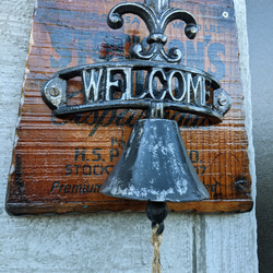 アンティークウッドが飾る おしゃれなドアノックベル  ヴィンテージ オーナメント  #店舗什器  #ガーデニング 5枚目の画像