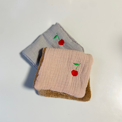 専用ページ　刺繍ヌビの双子ポーチ　コップ袋　マルチポーチ　マザーズバッグ 専用ページ 刺繍ヌビの双子ポーチ コップ袋 マルチポーチ マザーズ