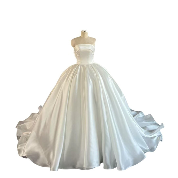 送料無料！ウェディングドレス ベアトップ 滑らか オーガンジー