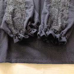 お袖レース❀ ハイネックギャザーブラウス　ネイビーのダブルガーゼ　日本製　卒園卒業式、入園入学式、セミフォーマルにも 5枚目の画像