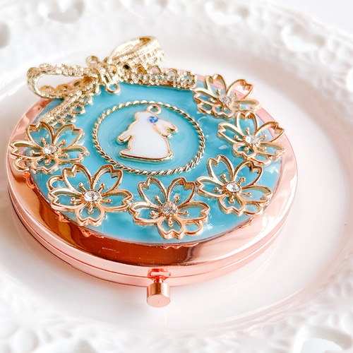 桜咲く幸せうさぎのコンパクトミラー※ターコイズブルー 桜 うさぎ