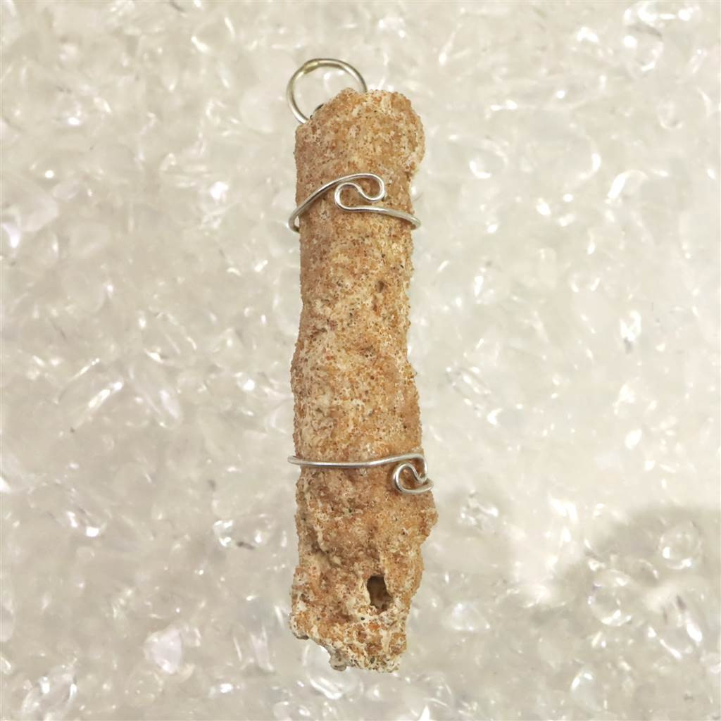 H&E社　サハラ砂漠産　フルグライト　ペンダント　5.0g #82364