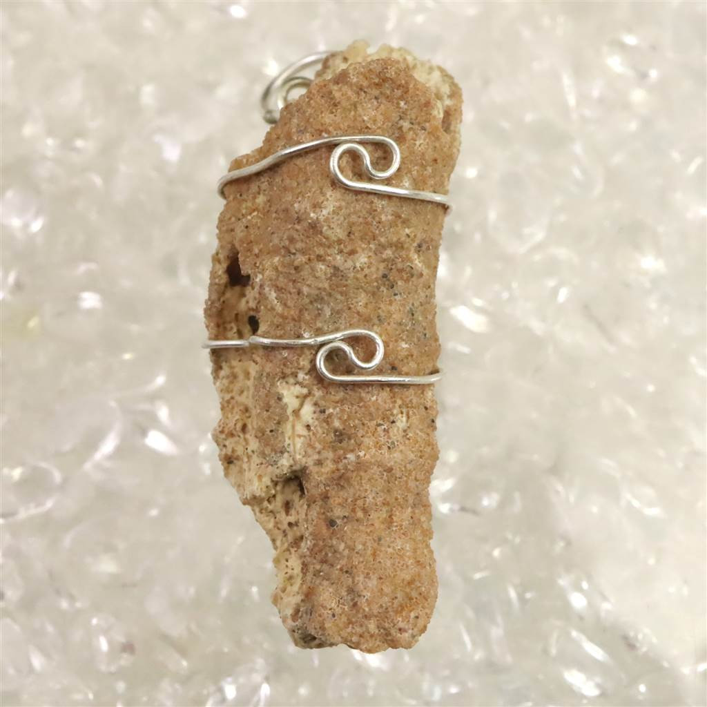 H&E社　サハラ砂漠産　フルグライト　ペンダント　5.9g #76550