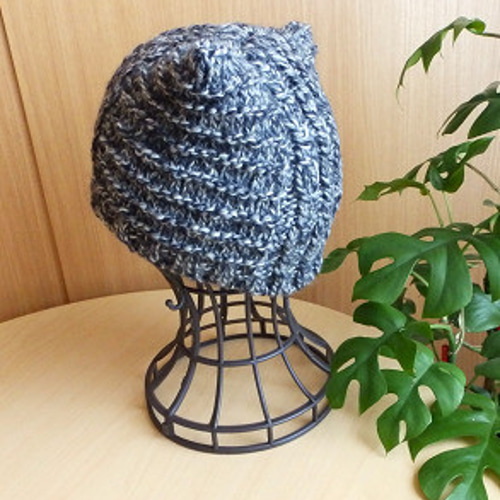 大人の可愛い厚地ゆっくり ちょこ猫耳ニット帽子【送料無料】手編み