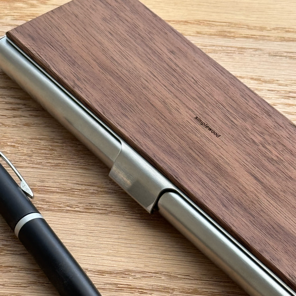 [カスタマイズギフト] 無料彫刻無垢材金属ペンケースペンバッグ鉛筆ケースビジネス 2枚目の画像