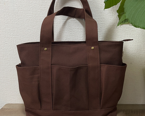 ポケットいっぱいトートバッグ 帆布生地 チョコ色 トートバッグ haru