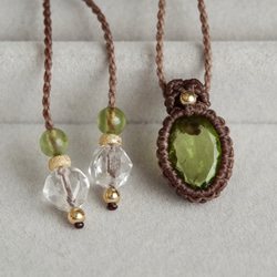 1点もの】ペリドットのネックレス * マクラメ編み天然石アクセサリー