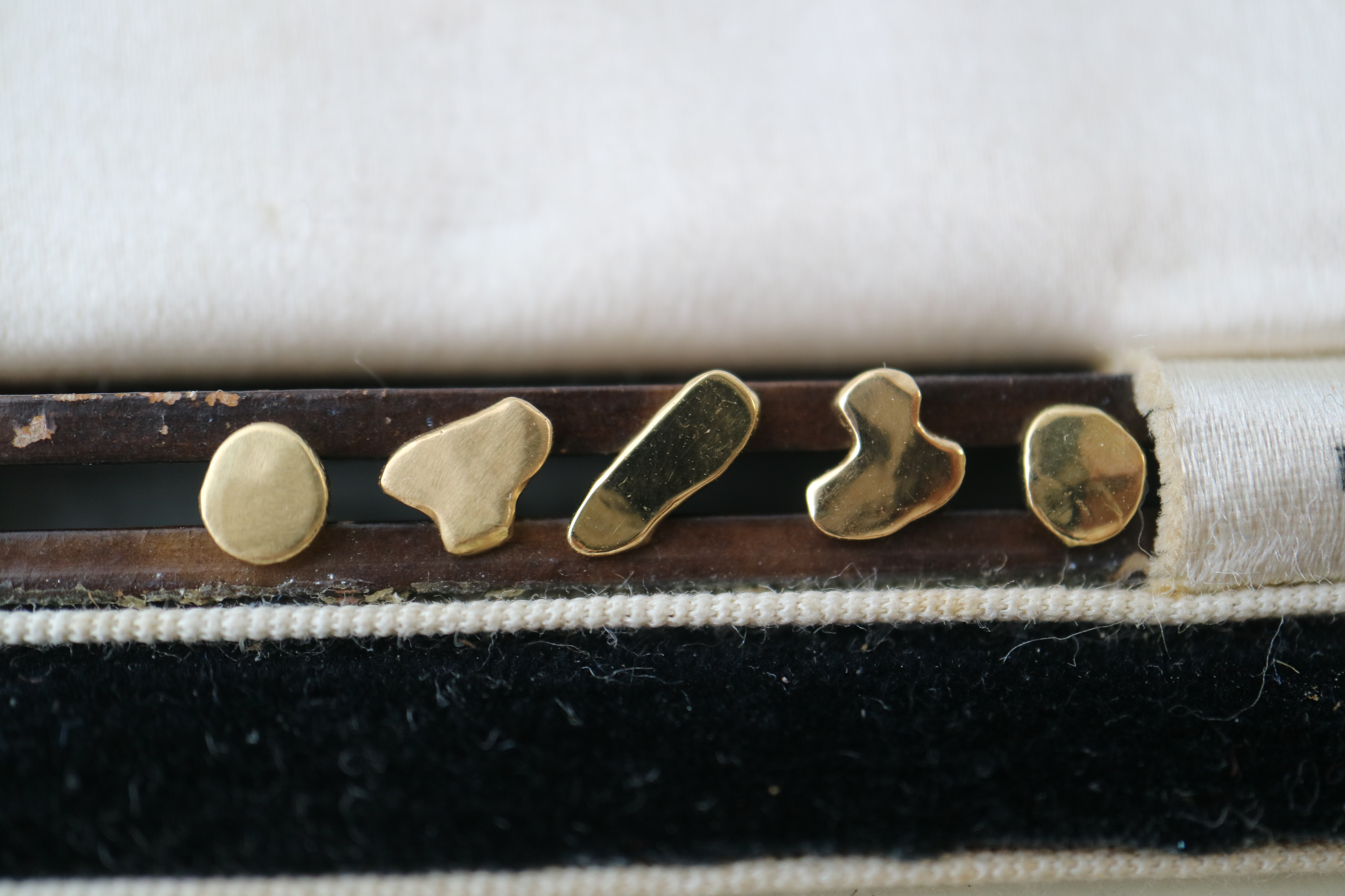 TSUBUSHI　K18ピアス  A/B/C/D/E（24P-12）