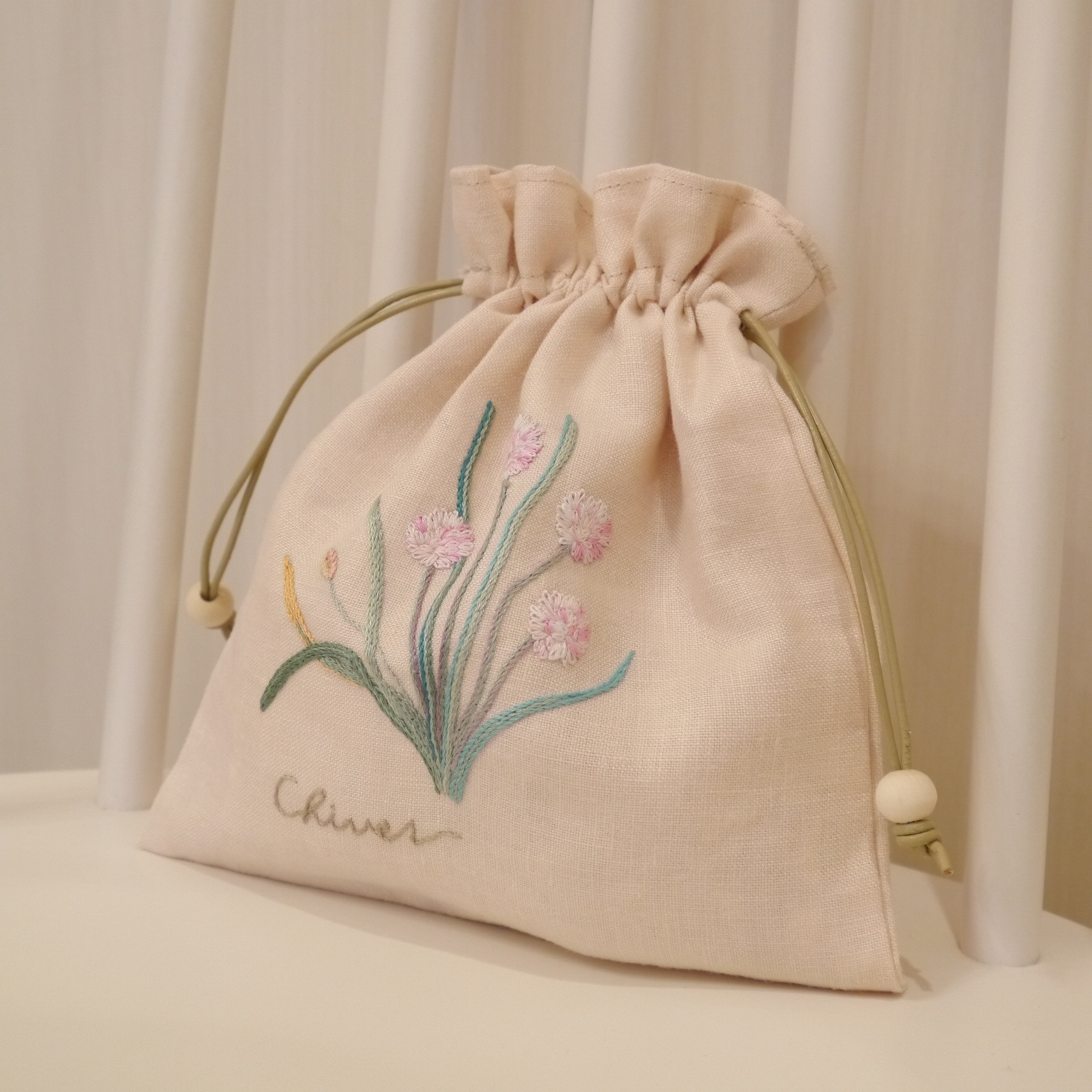 フランス刺繍の巾着袋 チャイブ 巾着袋 フランス刺繍屋さん 通販