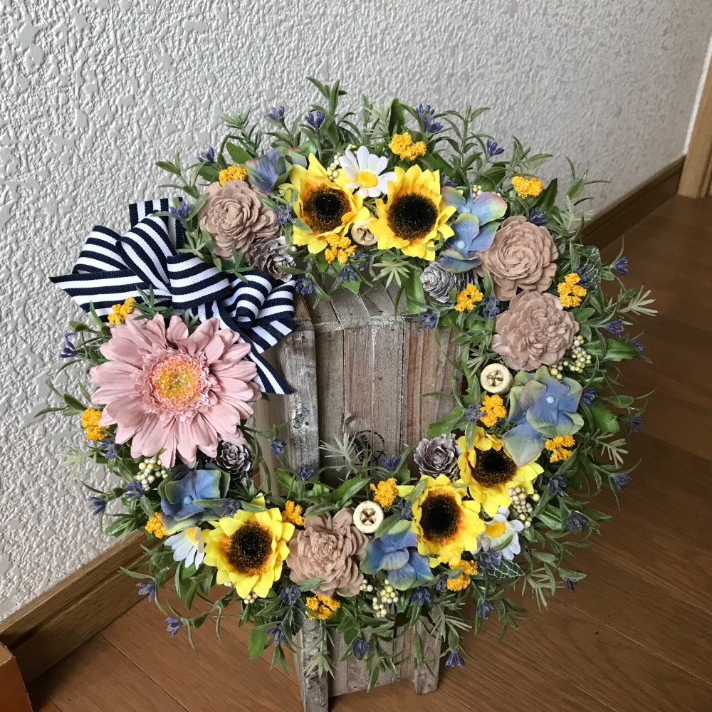 ラベンダーと向日葵のお洒落で豪華なリース　30cm（一点限定）
