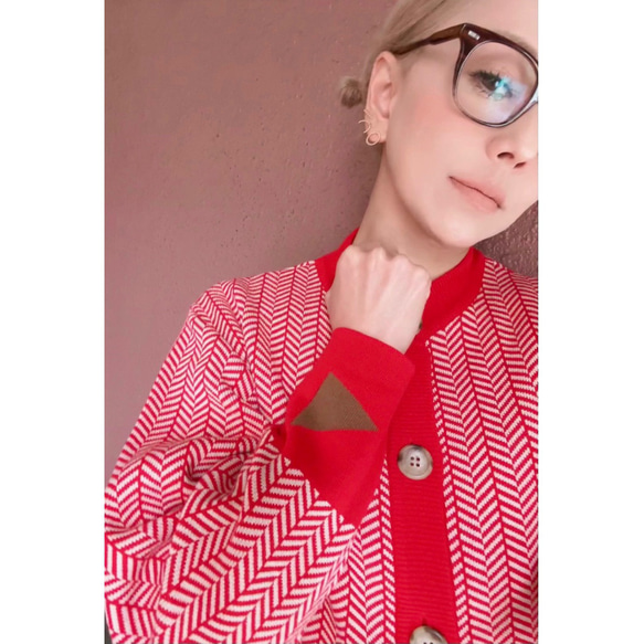 RATA❤️秋冬春三季❤️獨具特色的「百搭開襟衫」❤️RATA原創日本製造❤️亮藍色x象牙色 第16張的照片