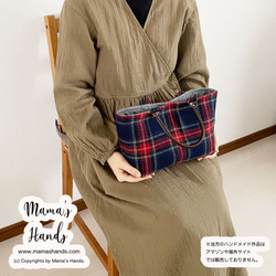 ⭐️残り1点⭐️ おしゃれな 紺 ネイビー チェック ウール 小柄 革 持ち手 トート 手提げ バック 2枚目の画像