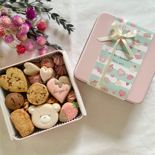 バレンタインクッキー缶♡くまチョコ♩ クッキー studio chaleur +