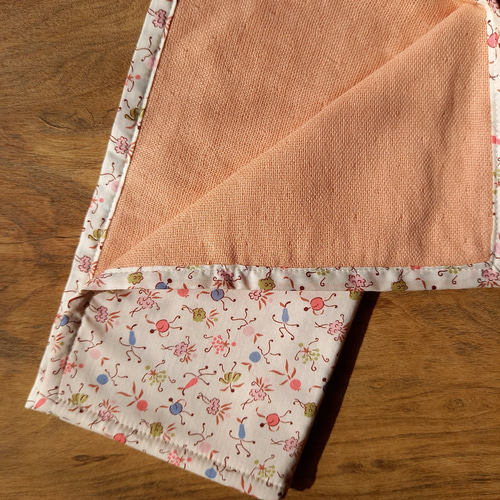 リバティタナローンとガーゼタオルのハンカチ 額縁縫い仕立て ハンカチ