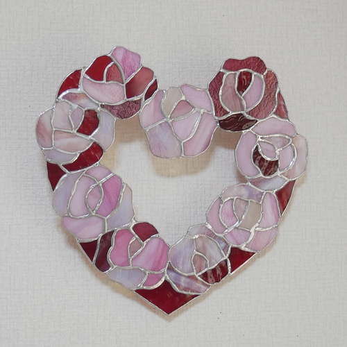 ✴︎:.。薔薇のハートのステンドグラスサンキャッチャー サン