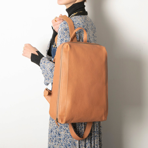 期間限定SALE リュック バックパック 本革 大容量 レディース PC収納  