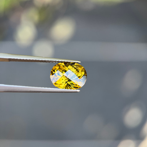 シンハライトルース レアーストン 天然石 宝Rare Stone Natural