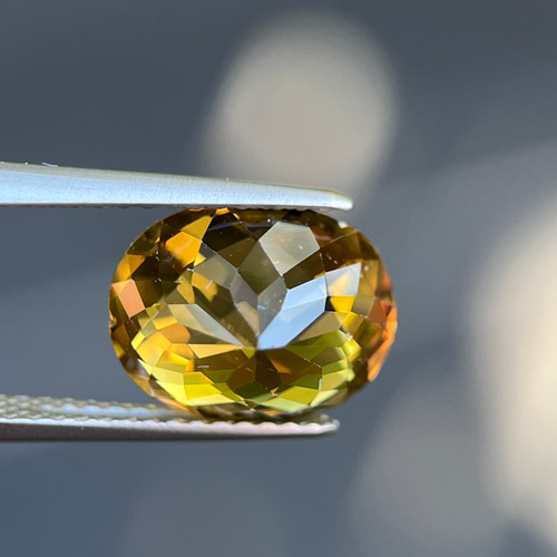 シンハライトルースレアーストンNaturalSinhallite 3.94 ct シンハライトルース レアーストン 天然石 宝Rare Stone Natural