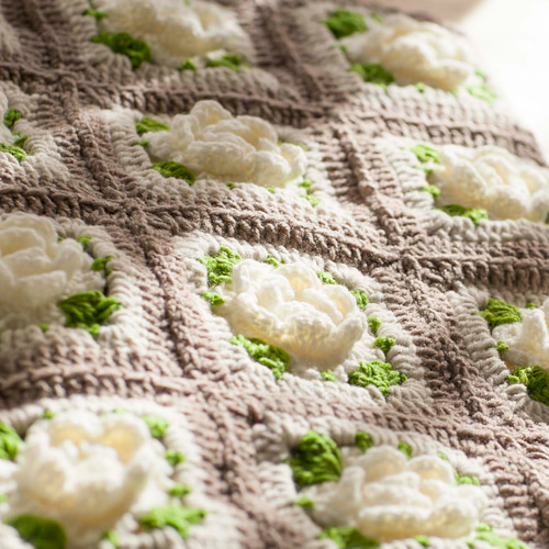 キャラメルマキアート&白い薔薇♪【立体】かぎ針編み お花モチーフ編み