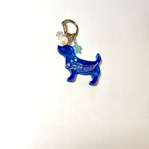 ハンドメイドレジン チャーム キーホルダー 犬 イヌ チャーム 宇宙堂