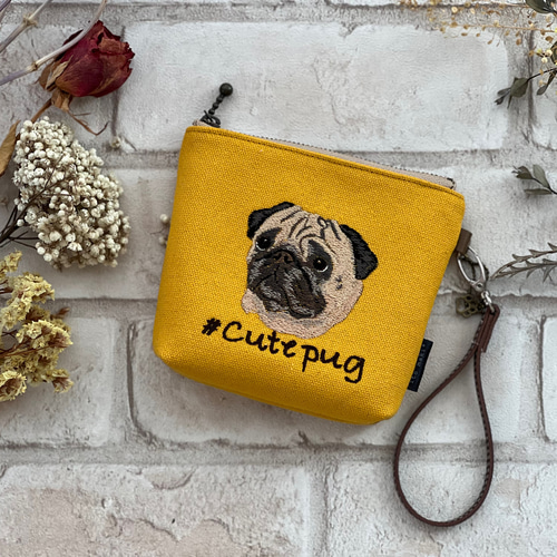 パグ 刺繍 ストラップ 専用 ハンドメイド 刺繍 パグ チャウチャウ