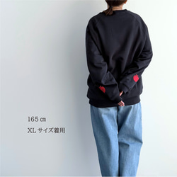 りんごのスウェット（ダークネイビー / 薄手スウェット） 5枚目の画像