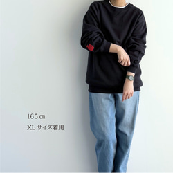 りんごのスウェット（ダークネイビー / 薄手スウェット） 4枚目の画像