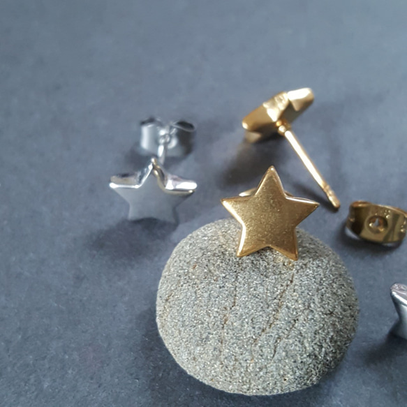 [1ペア]オールステンレス 約9mm スタッドピアス スター 星 キャッチ付き 金属アレルギー対応 9枚目の画像