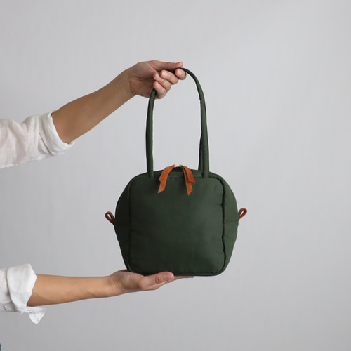 最終SALE 軽量 クッション入り ナイロン ミニ ボストン 四角トート