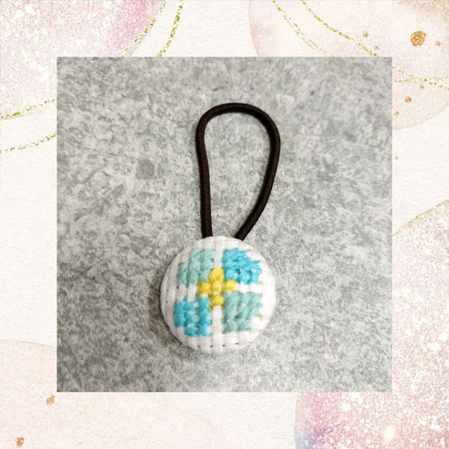 インド刺繍 くるみボタン38㎜ ヘアゴム 2個セット Q くるみボタンの