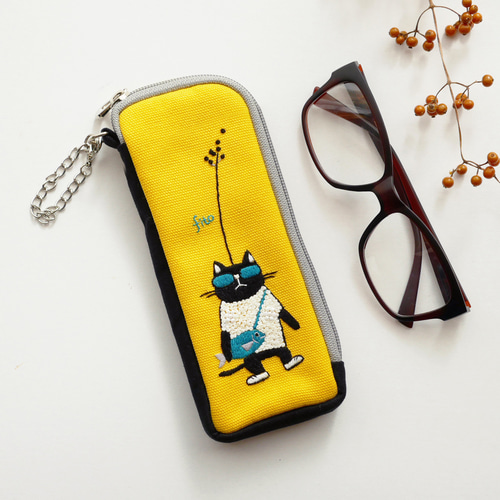 上質メガネケース！】日本唯一の馬具メーカーソメスサドルのメガネ