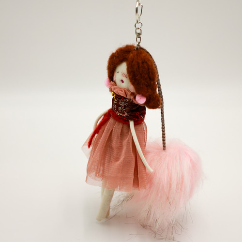 バッグチャーム 布ドール お洒落チャーム バッグの飾り 飾り人形