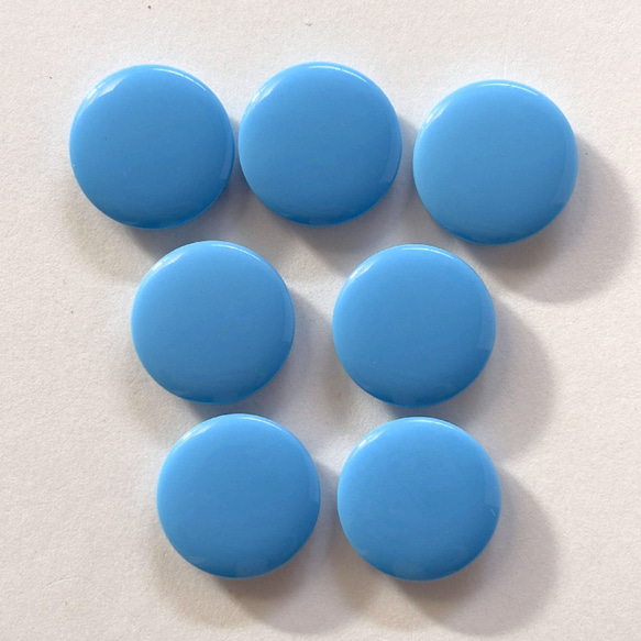 ボタン レトロ 円形 ブルー 20mm トンネル足 7個セット ad-044 1枚目の画像