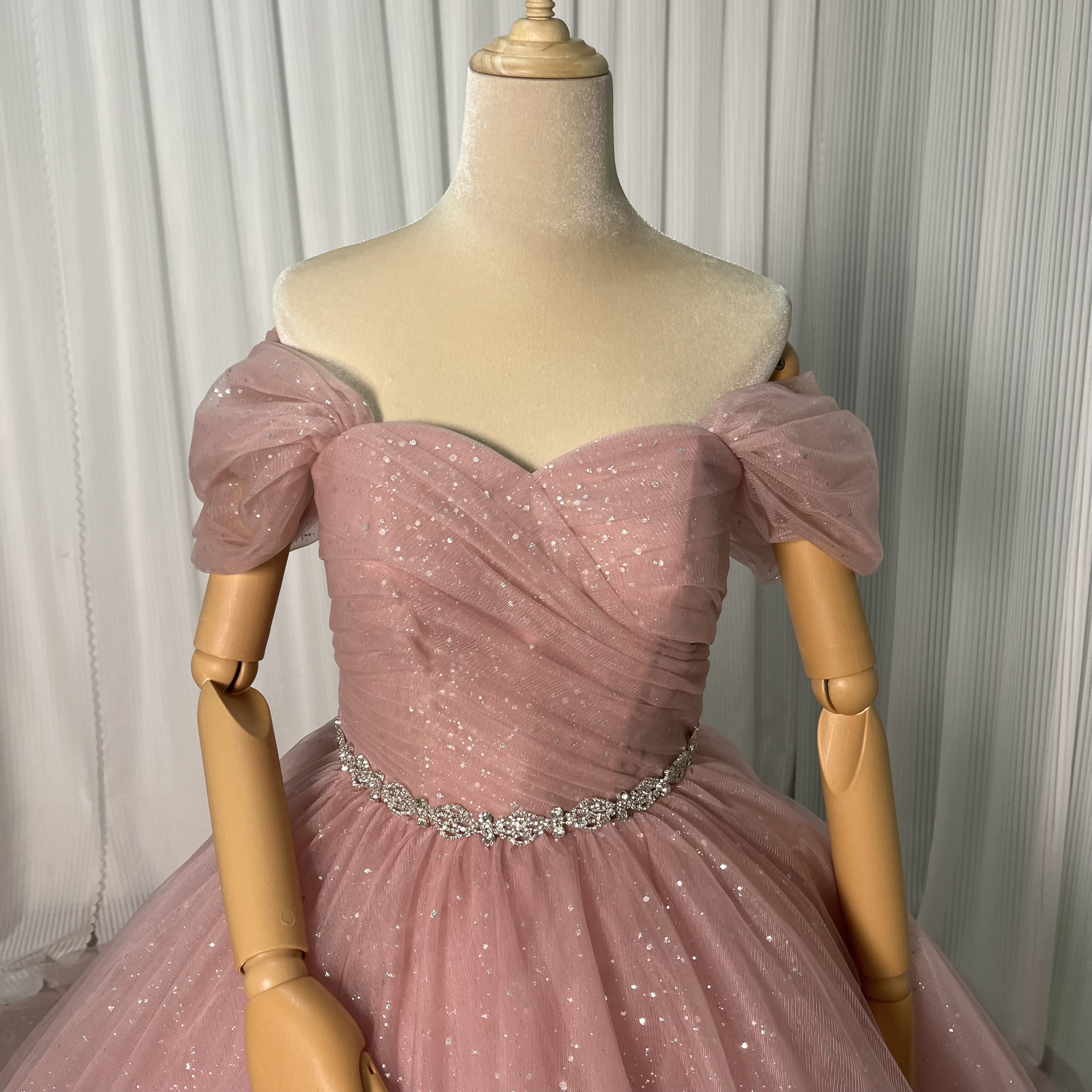 送料無料！カラードレス  オフショルダー ベルト グリッタードレス 編み上げ 披露宴/結婚式 ピンク