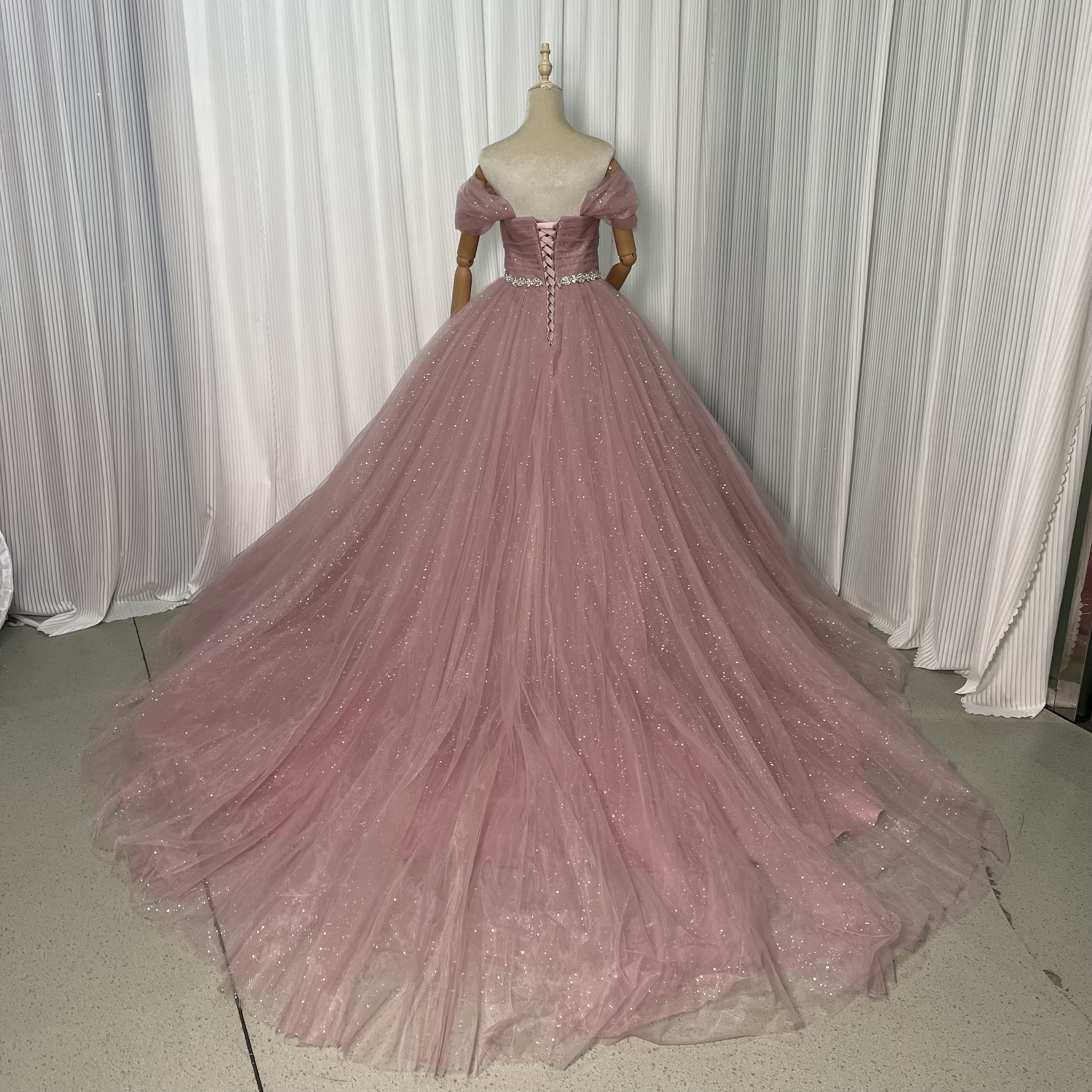 送料無料！カラードレス  オフショルダー ベルト グリッタードレス 編み上げ 披露宴/結婚式 ピンク