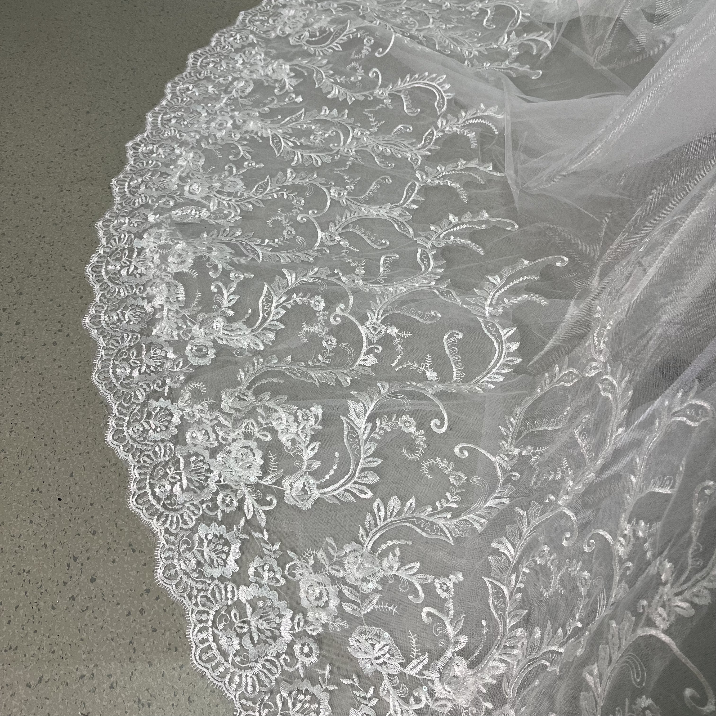 送料無料!取り外し刺繍トレーン 上品レース ボリュームアップ ドレスアレンジ 結婚式 オーダー可能 送料無料!取り外し刺繍トレーン 上品レース ボリュームアップ ドレスアレンジ 結婚式 オーダー可能