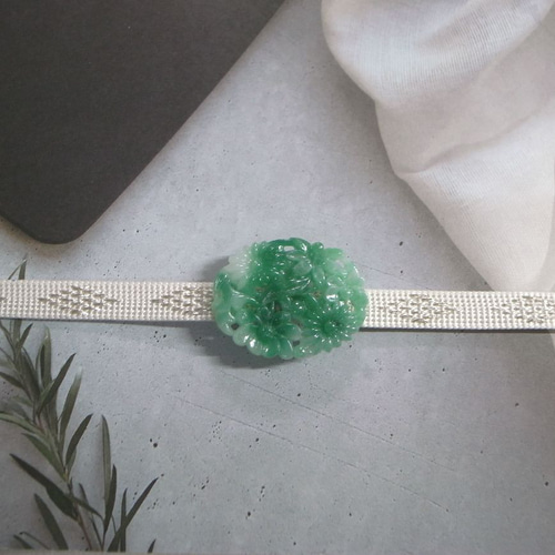 帯留め 帯留 ガラス 彫刻花 ヴィンテージ 翡翠風 グリーン/緑 帯留め