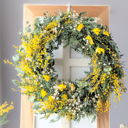 春を告げるミモザとスイートピーのリース リース mamemona 通販