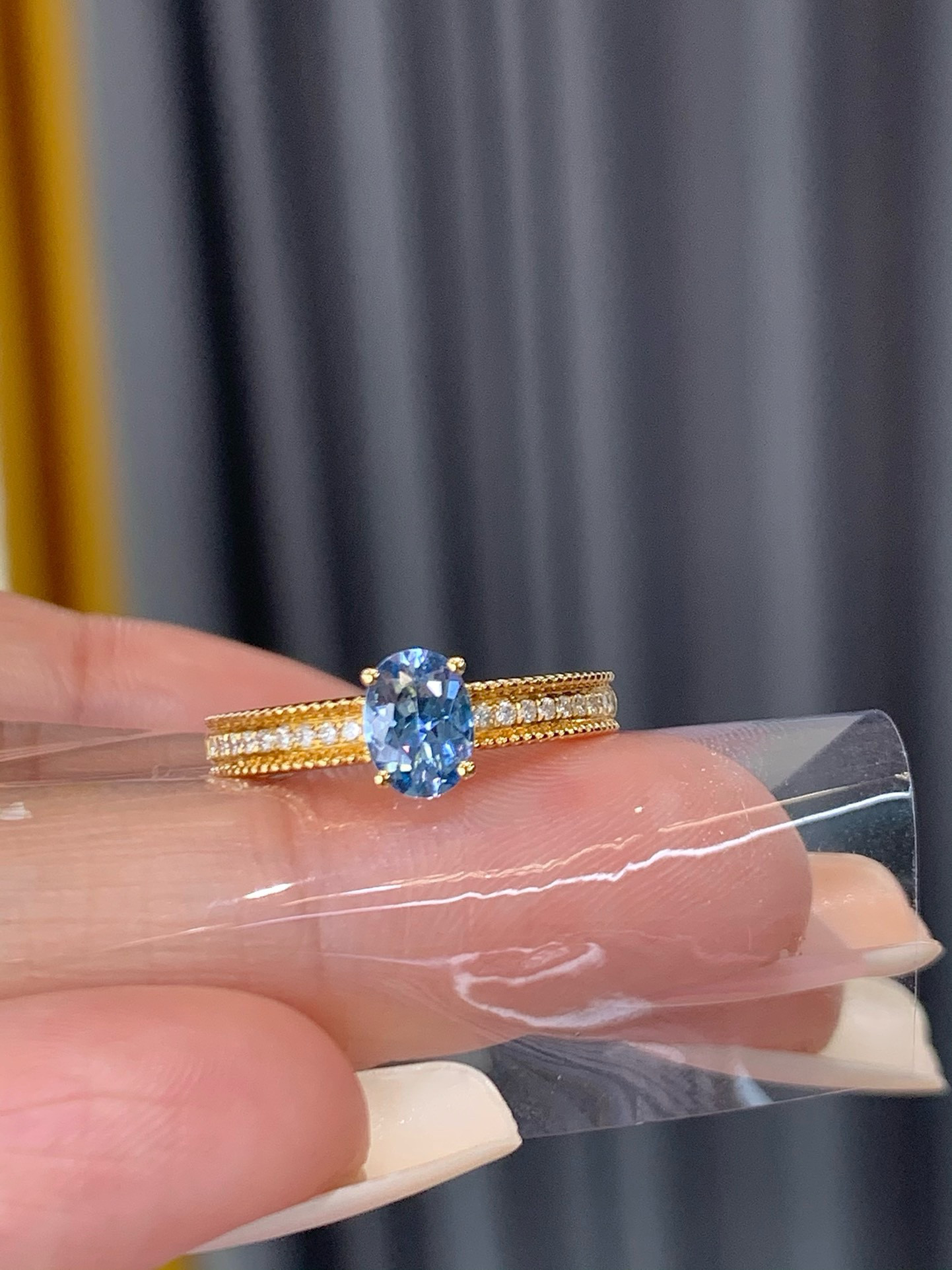 「ヴィンテージ」K18  天然サンタマリアアクアマリン　天然ダイヤモンド　リング　水宝玉 3月誕生石　25/01/15