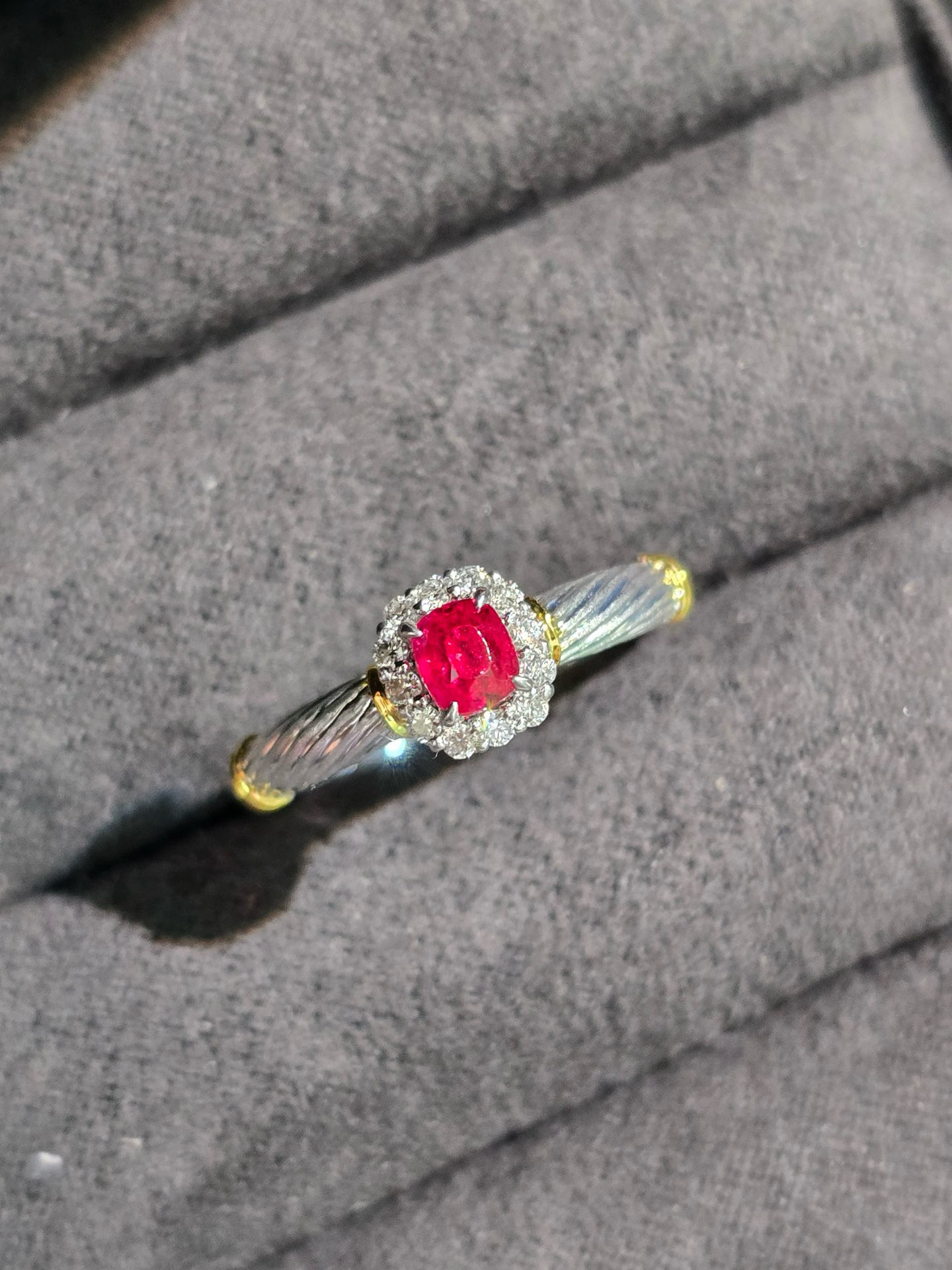 「癒す・調和」K18  天然レッドスピネル　ダイヤモンド　健康8月誕生石　結婚22周年贈られる宝石　指輪　25/1/16