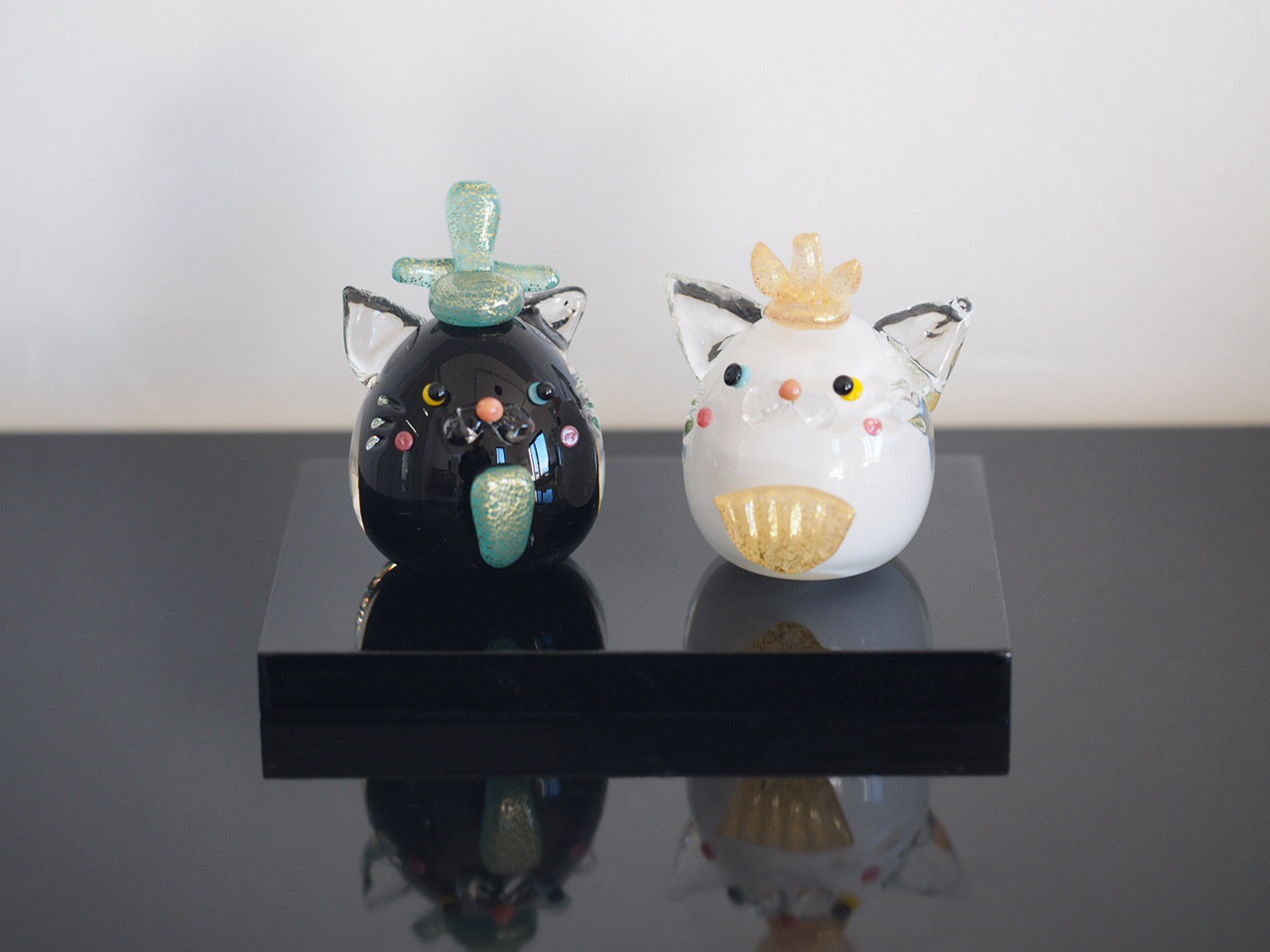 ❤️ミニチュア雛人形〜白黒ネコ〜《受注製作》黒塗板＆屏風付❤️