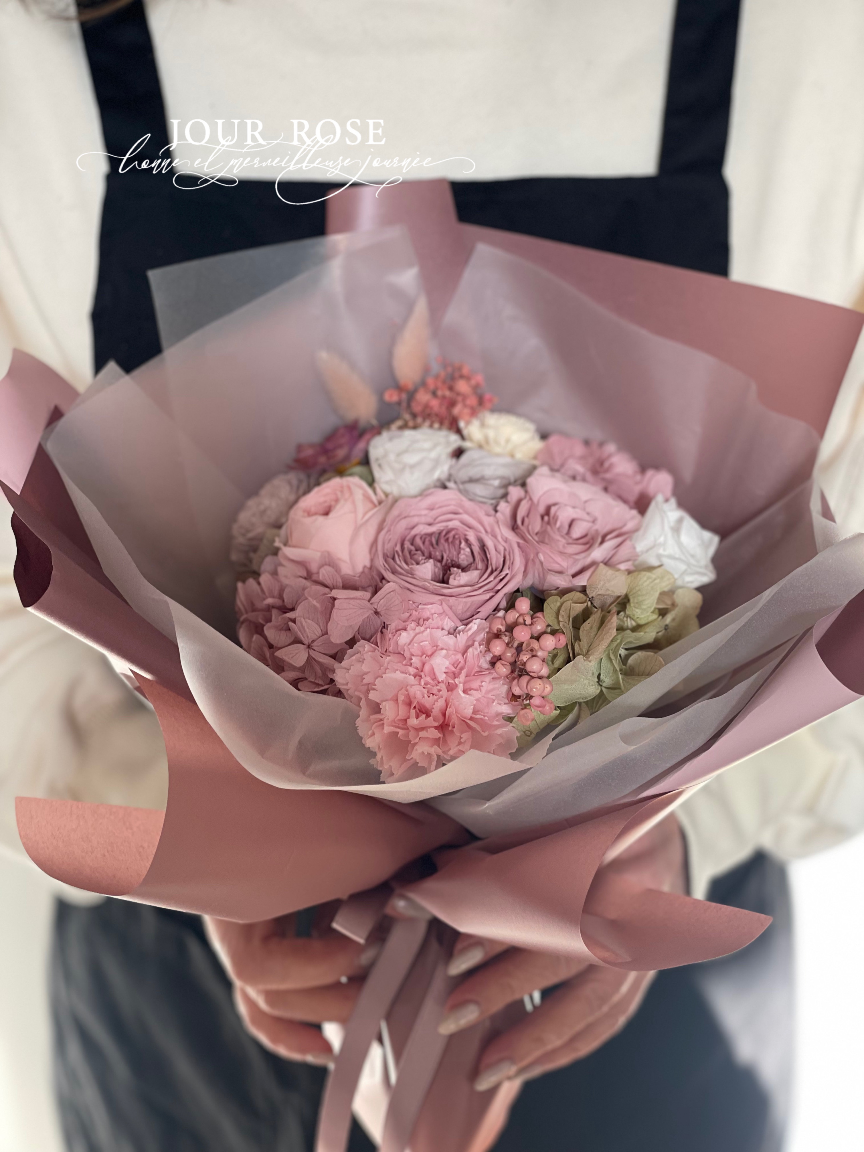 花束　プリザーブドフラワー　プリザーブド花束　くすみピンク　韓国風花束　卒業式　お祝い　記念日　プロポーズ　送別　お祝い